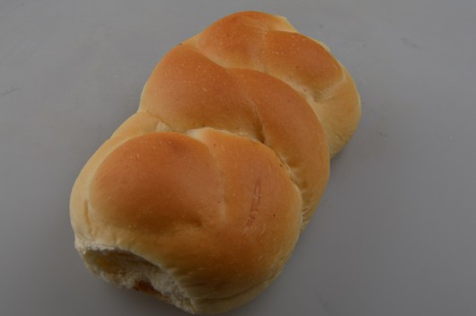 Luxe broodje (gevlochten)