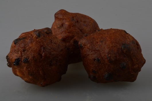 Oliebol gevuld